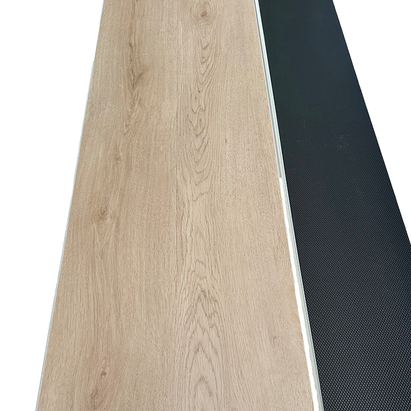 Sleek Light-Toned SPC Flooring for Contemporary Home Decoration